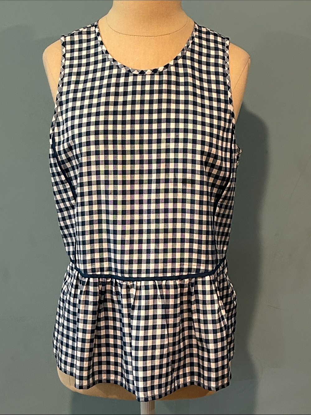 J. Crew Blue Gingham Sleeveless Peplum Silk Top size 2 Nautical Coastal Preppy